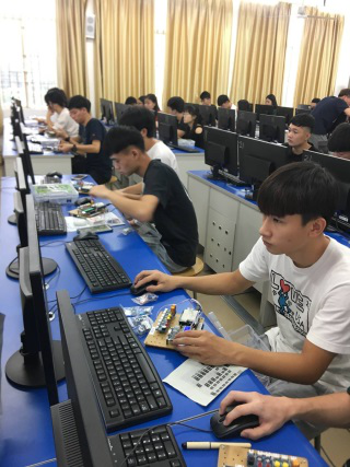 信工特色，灣區魅力 | 2020年廣東新安職業技術學院信息工程系專業介紹——計算機信息技術開發